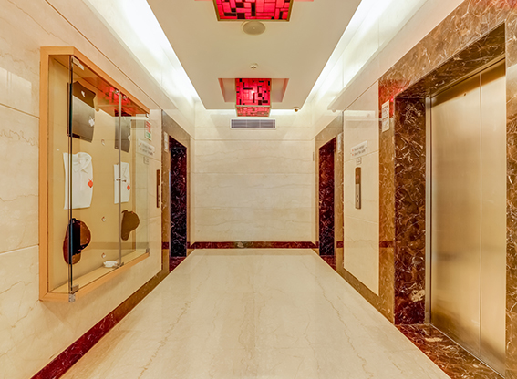stay near Delhi Airport