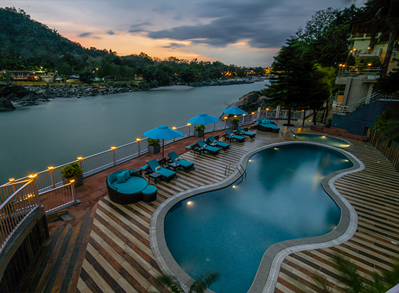 resorts in rishikesh near ganga